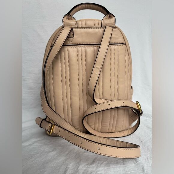 Michael Kors Abbey Backpack Quilted Rose in Pink - Picture 4 of 6